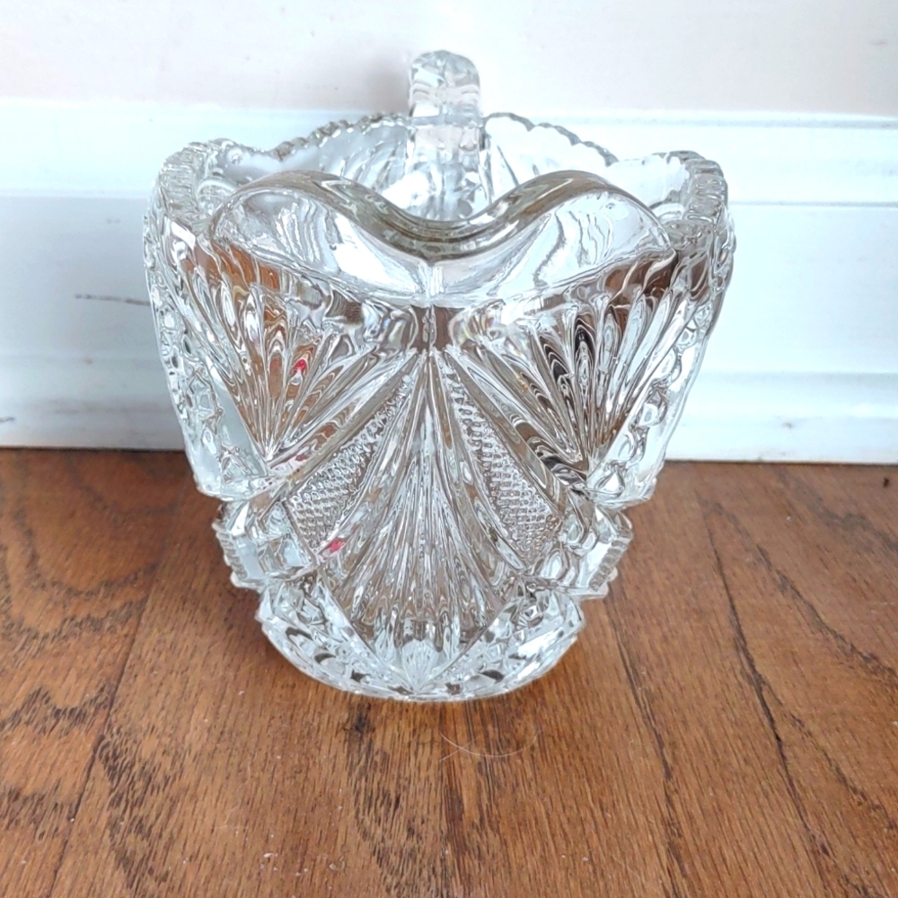 Hobstar and Arches Pressed Glass Creamer - Picture 2 of 9